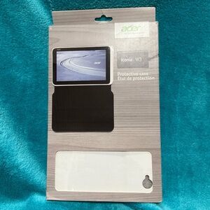 BRAND NEW ACER ICONIA W3-810 CASE IN WHITE!!!